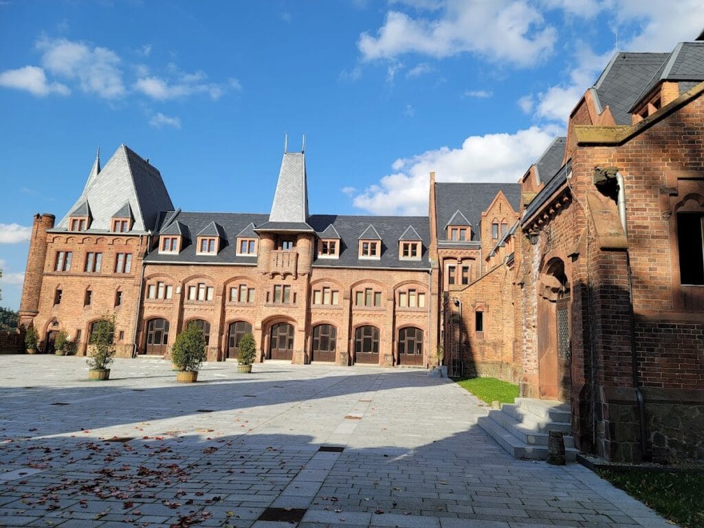 Hradec nad Moravicí Castle