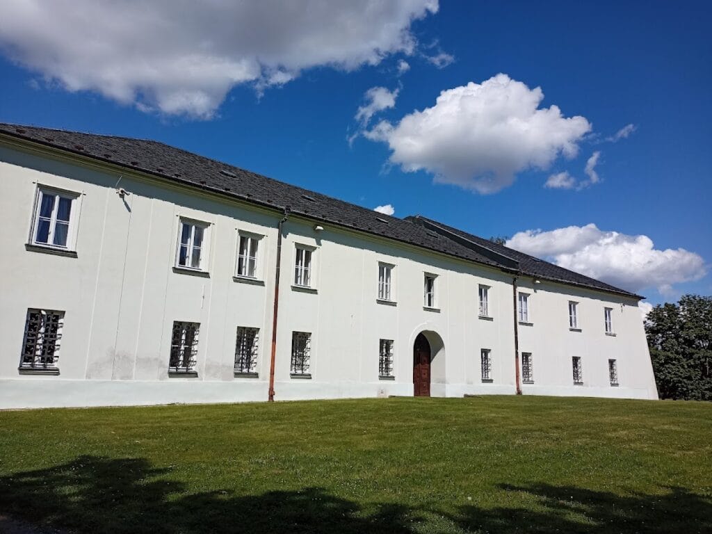 Hradec nad Moravicí Castle