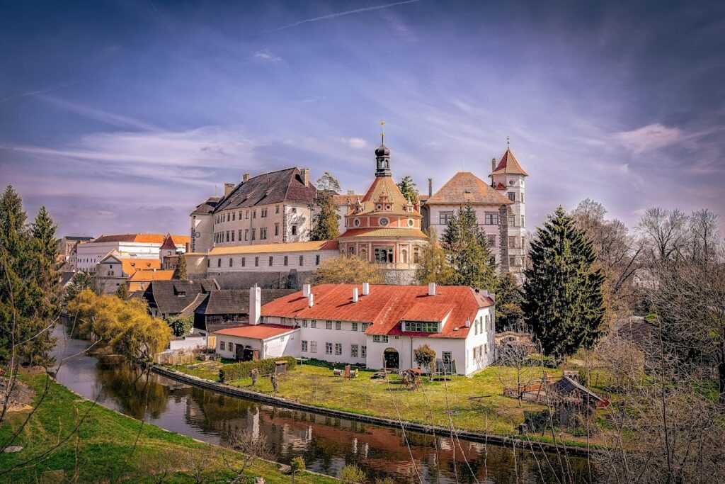 Castle of Jindřichův Hradec: A Historic Fortress in the Czech Republic 7 Castle of Jindřichův Hradec