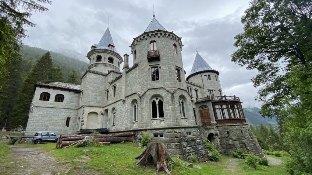 Savoy Castle: A Royal Holiday Residence in Italy’s Aosta Valley 2 Savoy Castle