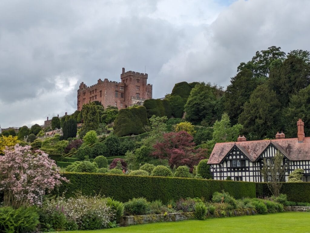 Powis Castle: A Medieval Welsh Fortress and Aristocratic Country House 4 Powis Castle