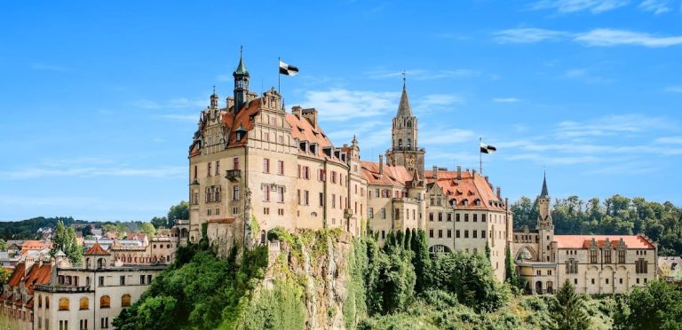 Sigmaringen Castle: Medieval Fortress and Hohenzollern Princely Residence