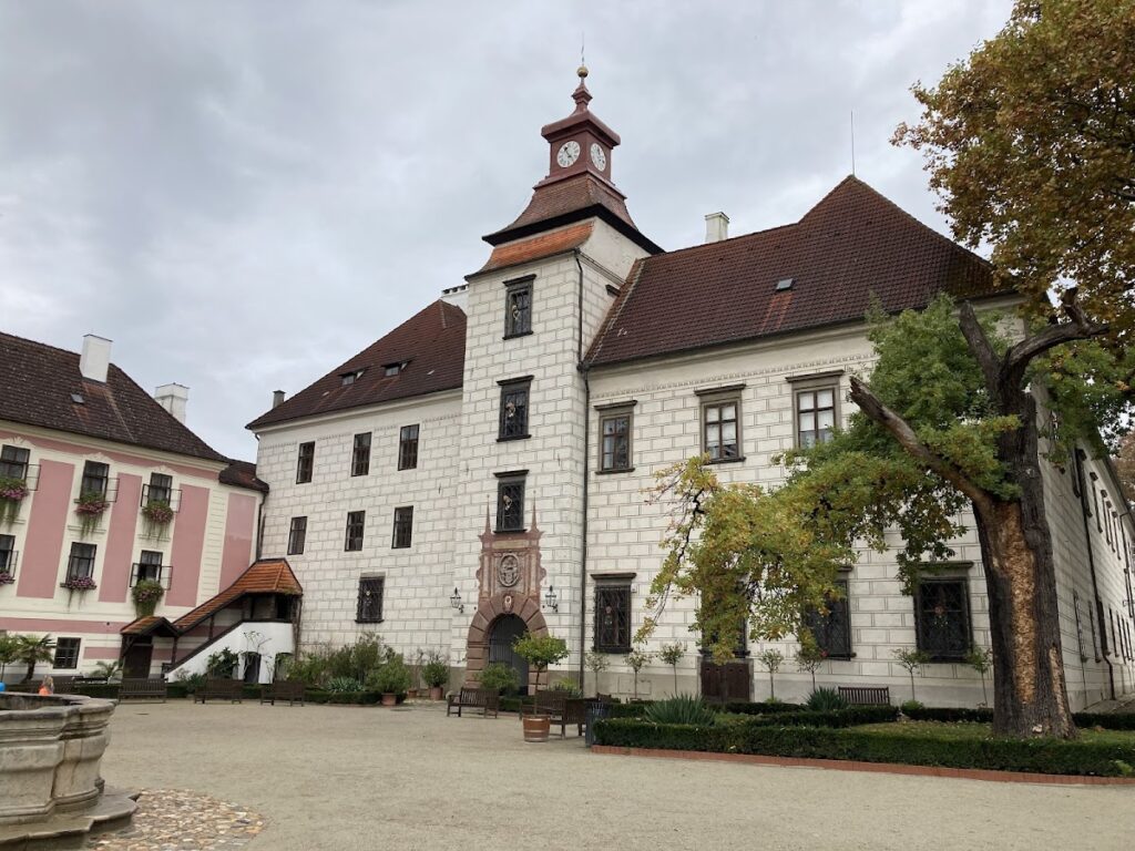 Třeboňský zámek: A Historic Castle Complex in the Czech Republic 6 Třeboňský zámek