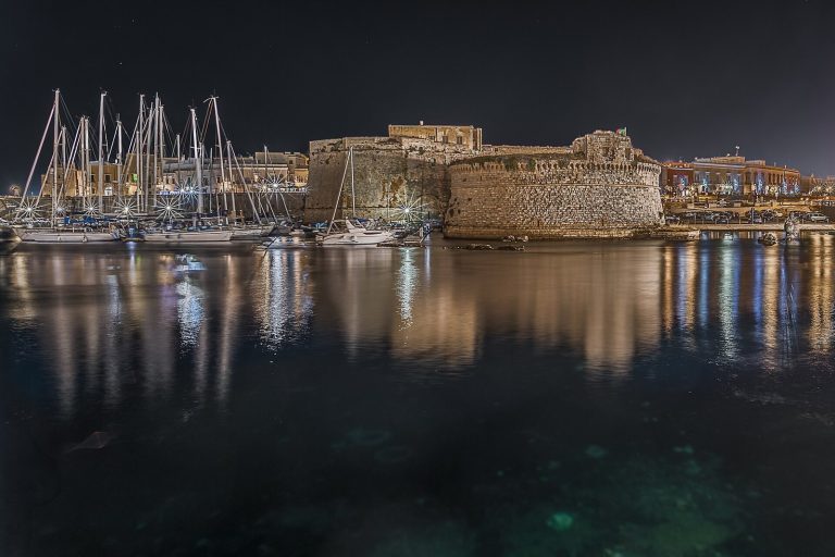 Castello di Gallipoli: Coastal Fortress of Apulia