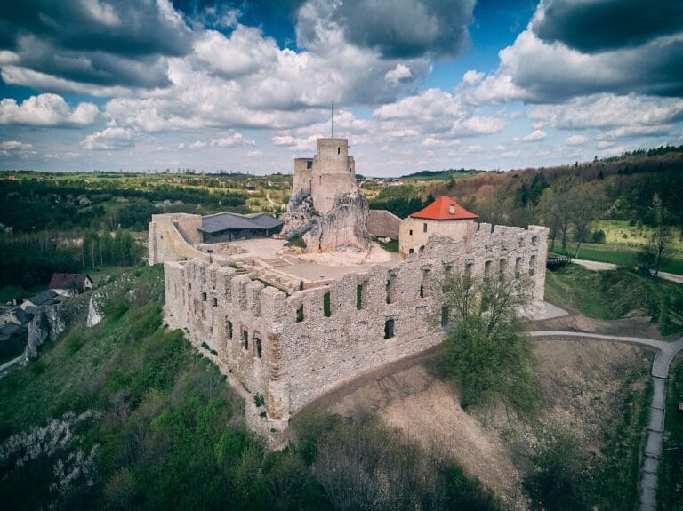 Rabsztyn Castle: A Historic Medieval Stronghold in Poland