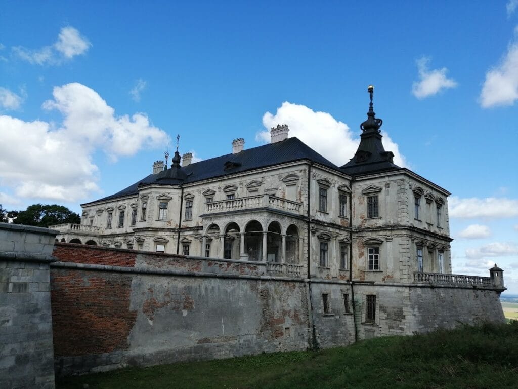 Pidhirtsi Castle
