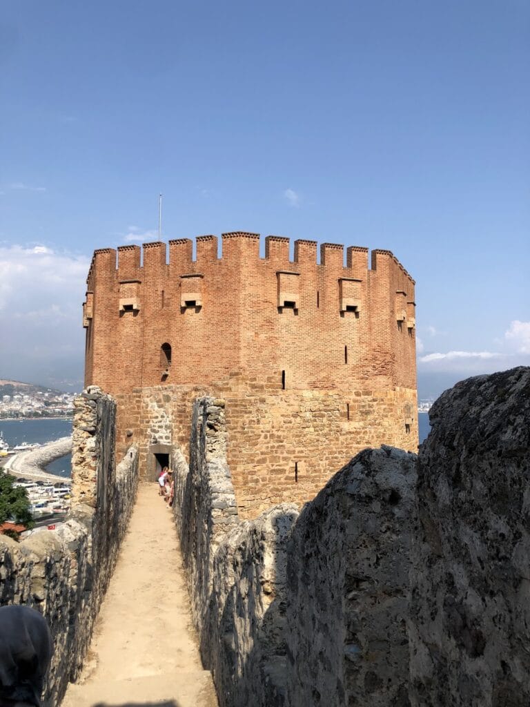 Kızıl Kule: Seljuk Harbor Defense Tower in Alanya 2 Kızıl Kule