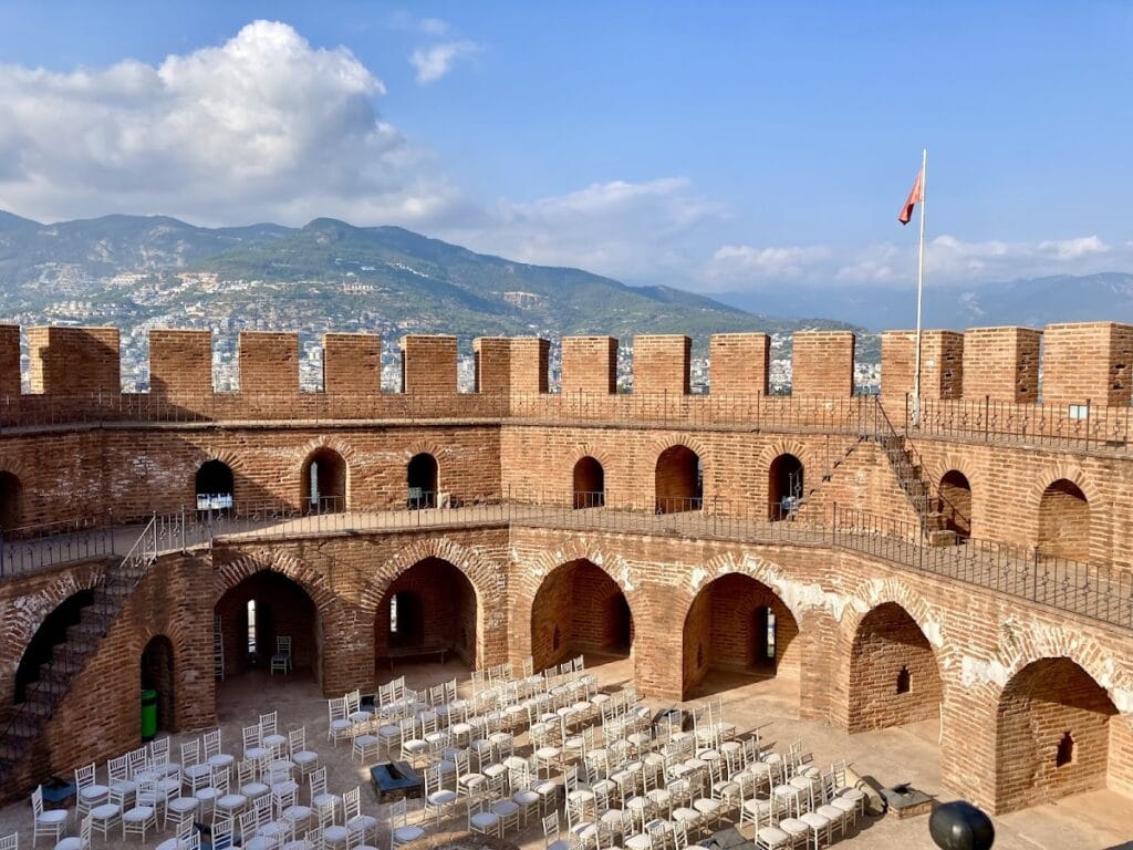 Kızıl Kule: Seljuk Harbor Defense Tower in Alanya 3 Kızıl Kule