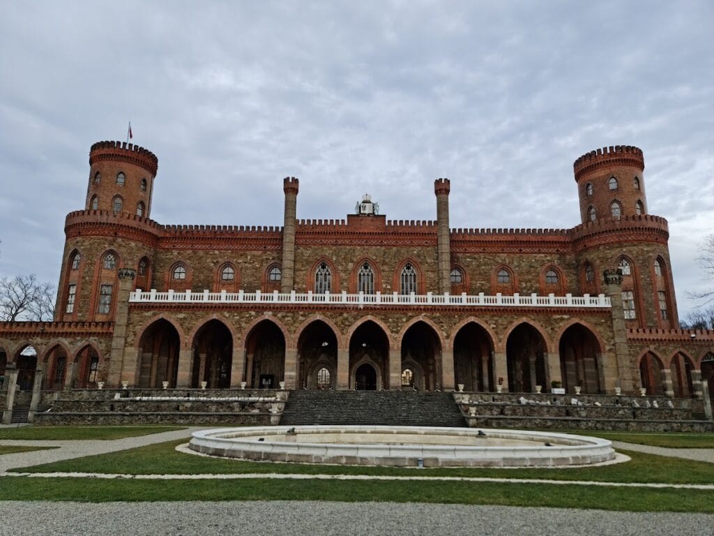 Kamieniec Ząbkowicki Palace