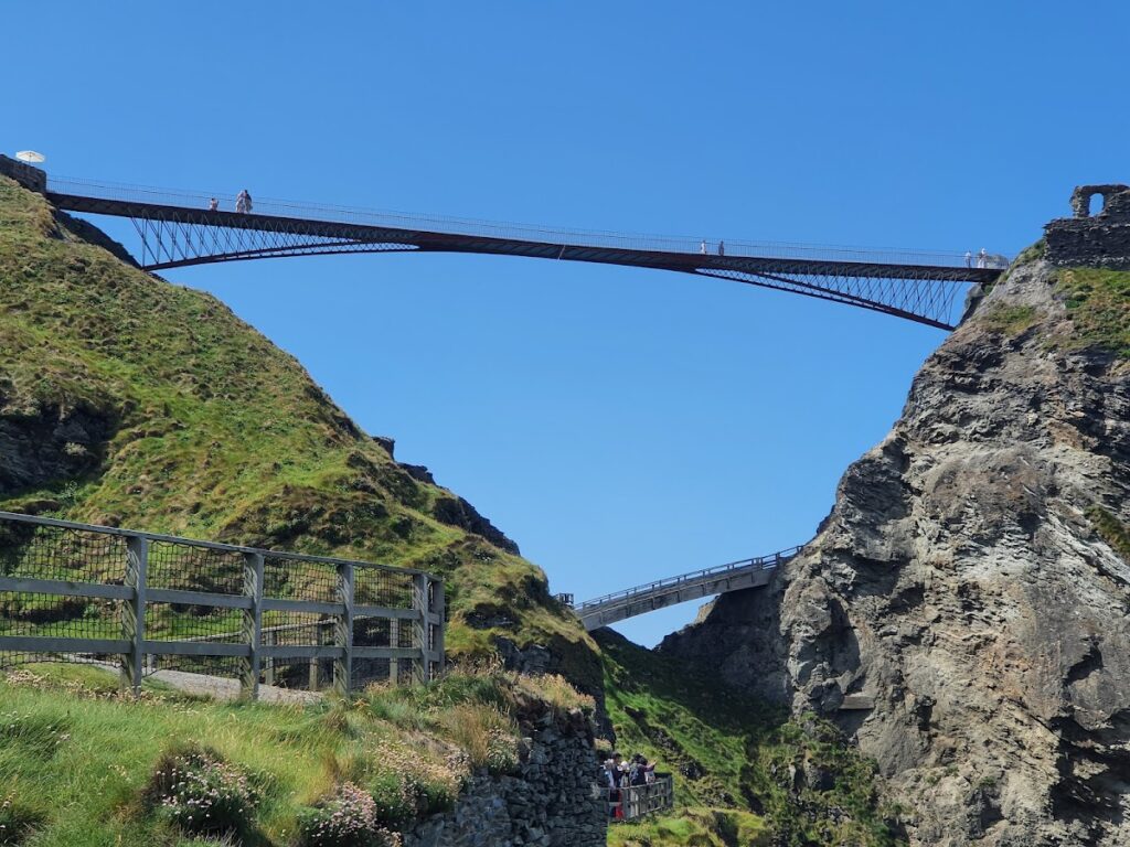 Tintagel Castle: A Historic Early Medieval Site in the United Kingdom 7 Tintagel Castle
