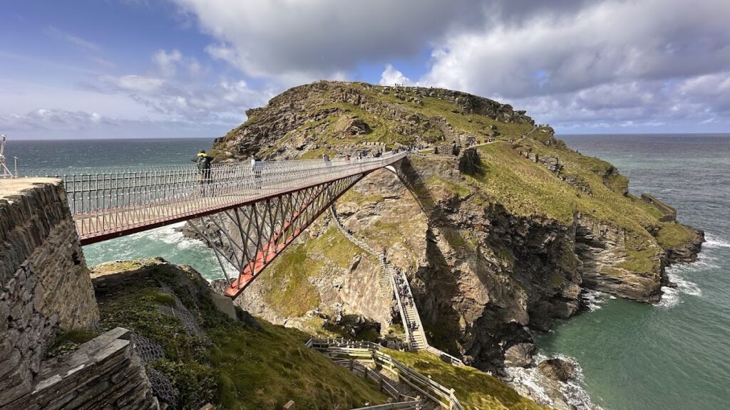 Tintagel Castle: A Historic Early Medieval Site in the United Kingdom 9 Tintagel Castle