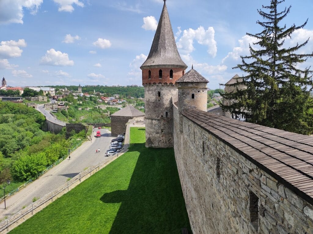 Kamianets-Podilskyi Castle: A Medieval Frontier Fortress in Ukraine 3 Kamianets-Podilskyi Castle