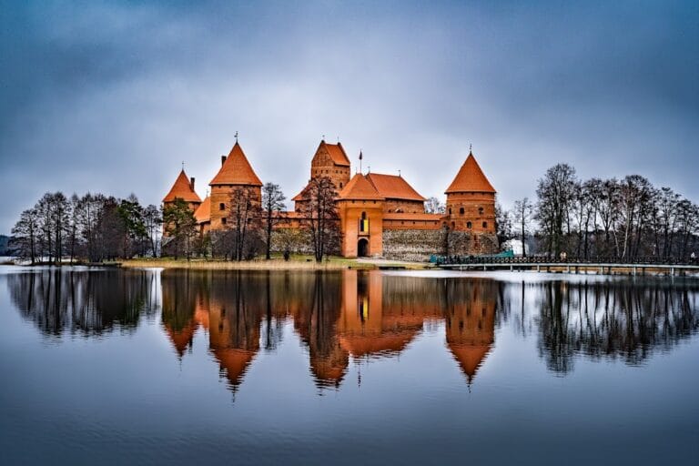 Trakai Island Castle: A Medieval Lithuanian Fortress and Residence