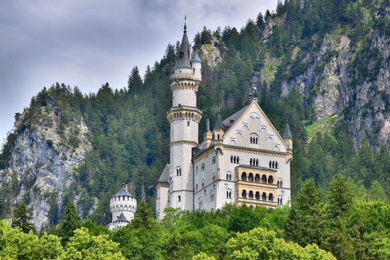 Neuschwanstein Castle: Ludwig II’s Historicist Palace in Germany