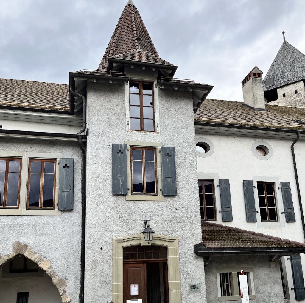 La Tour-de-Peilz Castle: A Medieval Fortress and Later Private Residence 1 Castle, house and outbuildings, pavilion, towers, ramparts and ditches