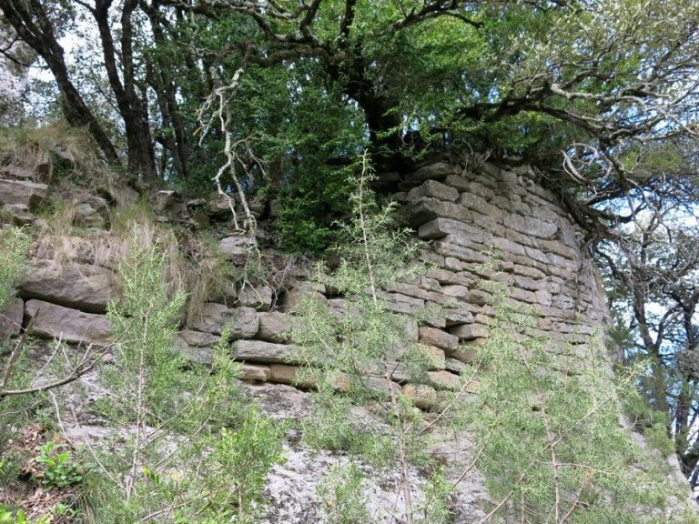 Castell de Cornil: A Medieval Castle above the Ter Valley