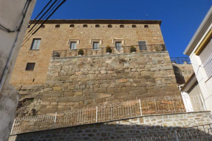 Castell de Preixens: A Historic Fortress and Noble Residence in Spain 4 Castell de Preixens