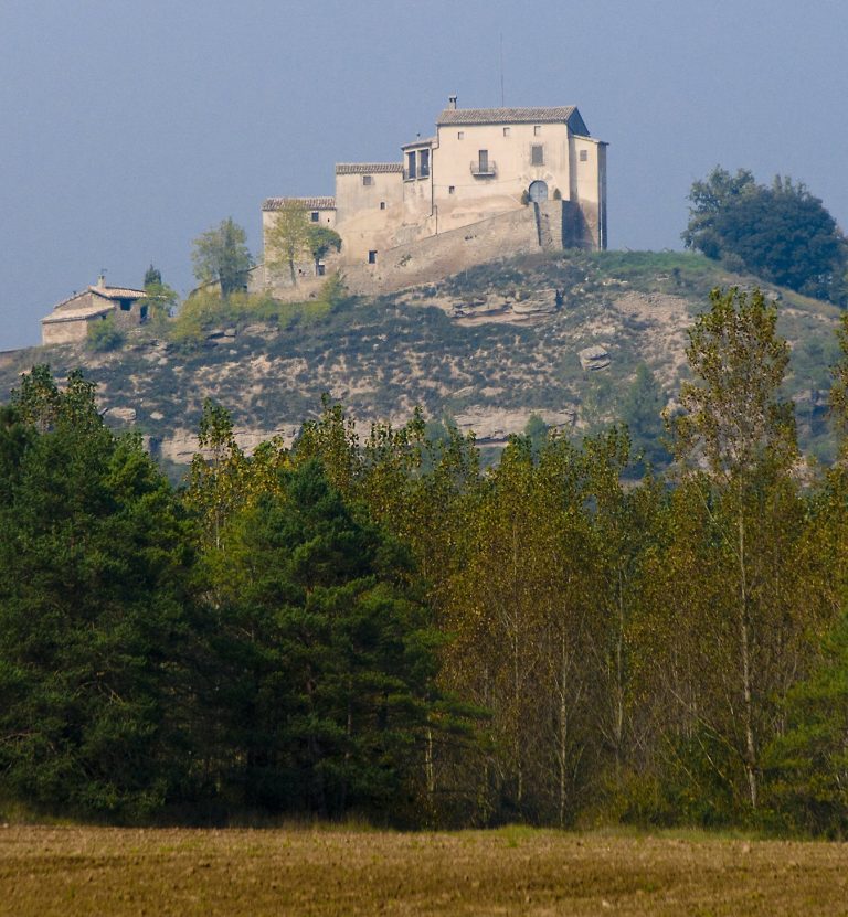 Castell de Tornamira: A Medieval Territorial Castle in Spain