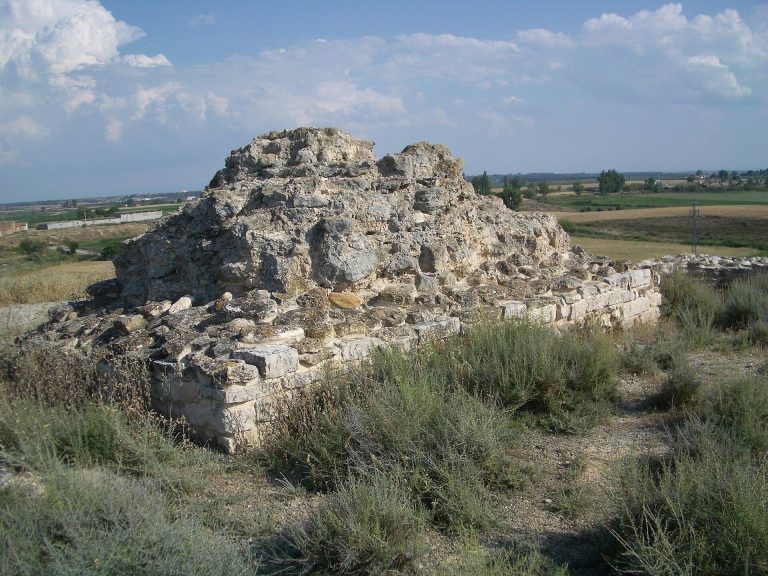 Castell de la Saira: A Medieval Fortress in Spain