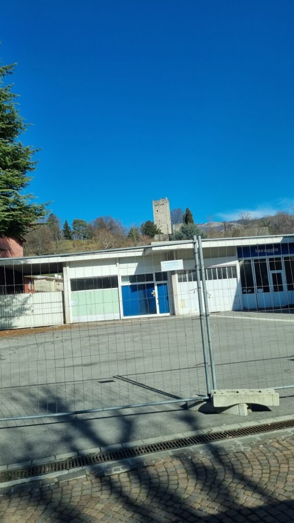 Vimercati-Sozzi Castle: A Medieval Fortress in Cisano Bergamasco, Italy 4 Vimercati-Sozzi Castle