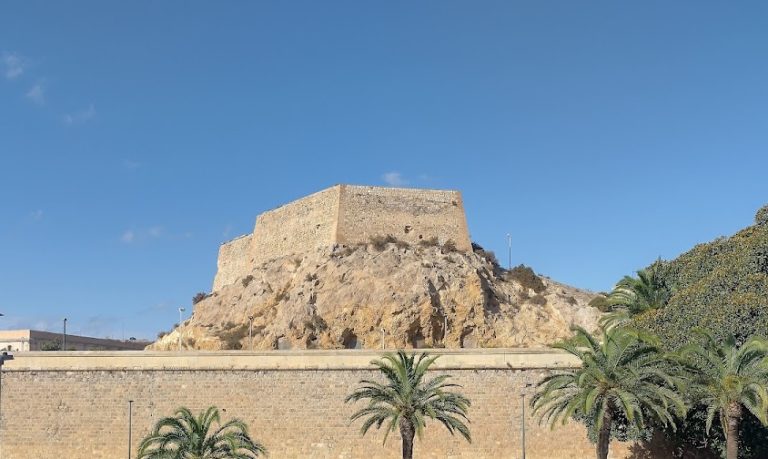 Castle of Despeñaperros: A Bastioned Fortification in Cartagena
