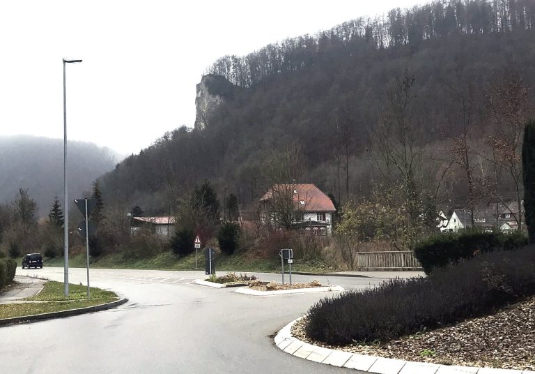 Burg Hoheneybach: A Medieval Hilltop Castle near Geislingen