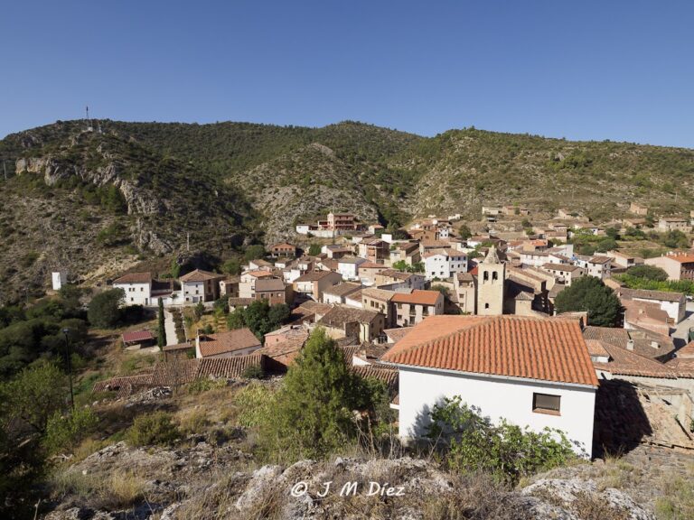 Castillo de El Cuervo: A Medieval Fortress in El Cuervo, Spain