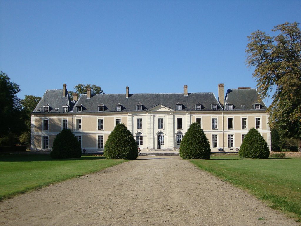 Château de Brou-sur-Chantereine: A Historic Country Residence in France 1 Château de Brou-sur-Chantereine