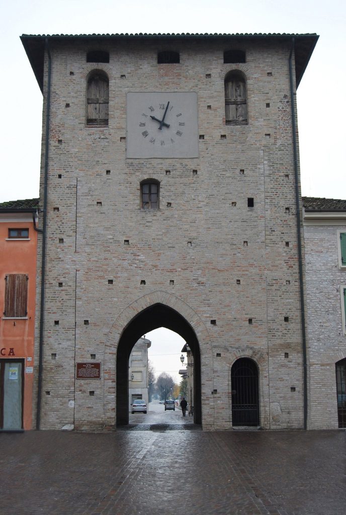 Castle of Ceresara: A Medieval Fortification in Italy 1 Castello di Ceresara