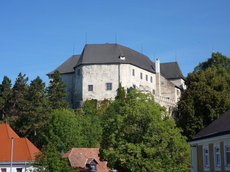 Albrechtsberg Castle on the Große Krems: A Renaissance Castle Complex
