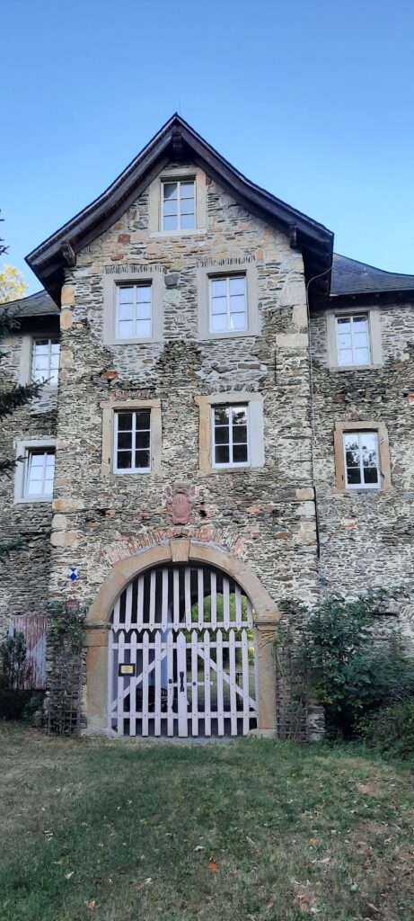 Burg Argenschwang: A Medieval Castle Ruin in Germany 1 Burg Argenschwang