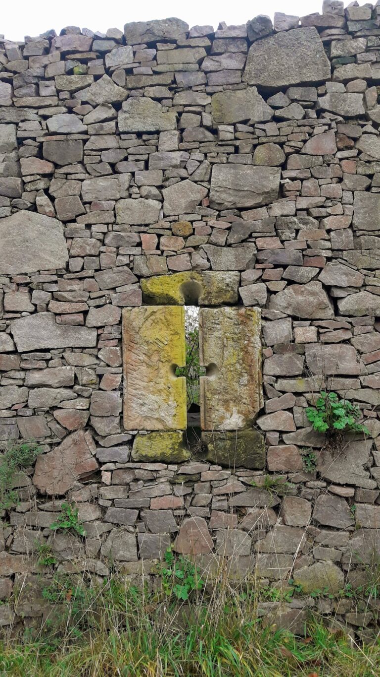 Hartshill Castle: A Medieval Fortress in Nuneaton, United Kingdom