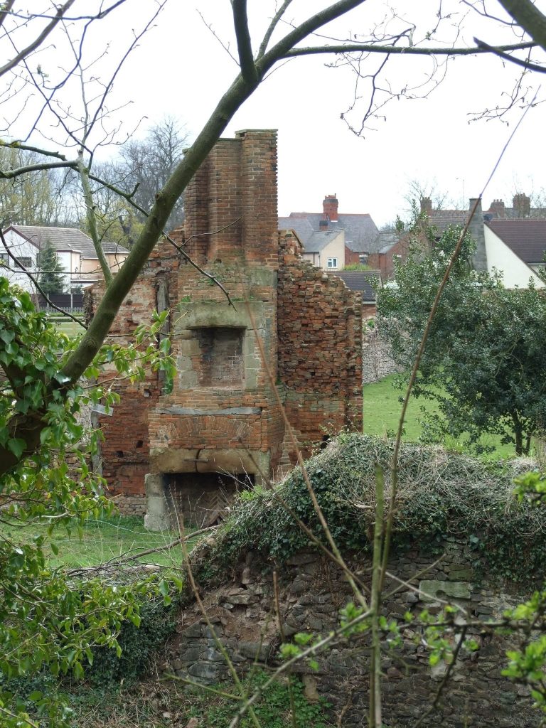 Hartshill Castle: A Medieval Motte-and-Bailey and Stone Castle