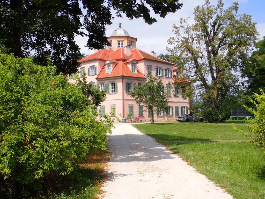 Schloß Lindich: An 18th-Century Princely Hunting Lodge in Hechingen, Germany 3 Schloß Lindich