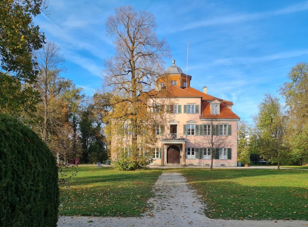 Schloß Lindich: An 18th-Century Princely Hunting Lodge in Hechingen, Germany 4 Schloß Lindich