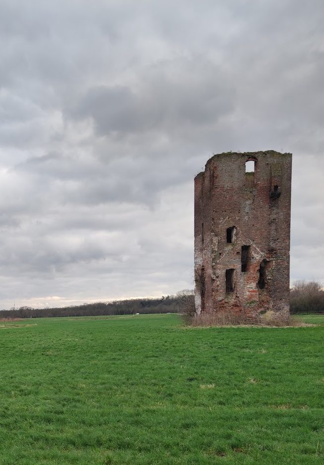 Haus Langendonk: A Medieval Water Castle in Geldern, Germany 2 Haus Langendonk