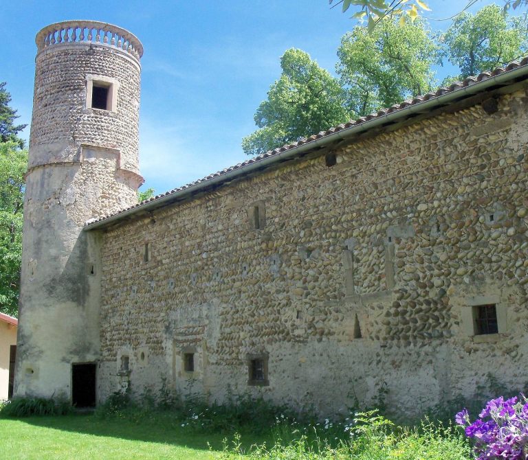 Château de Jarcieu: A Late-Medieval Aristocratic Residence in France
