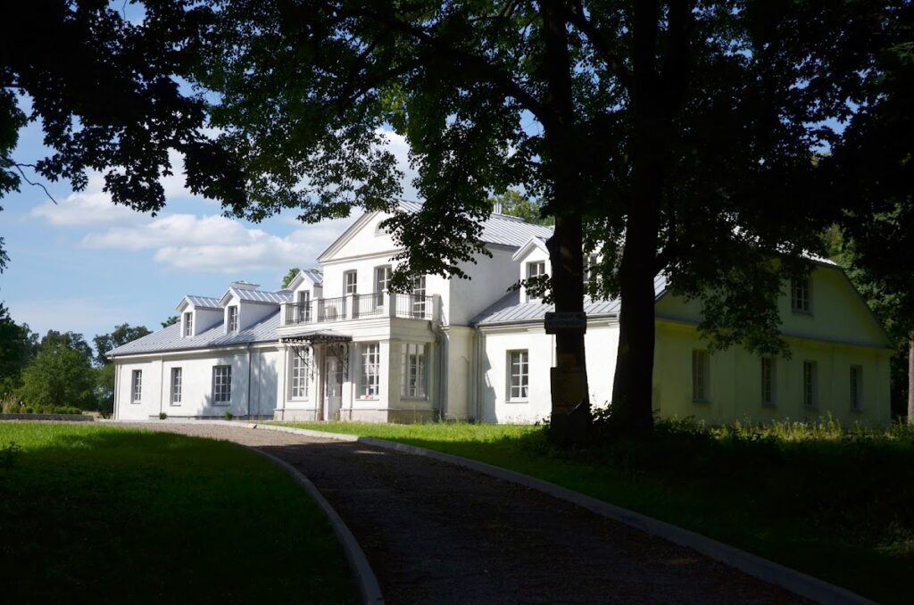 Wilczyska Castle: An Early-Modern Fortified Residence in Poland 1 Zamek w Wilczyskach