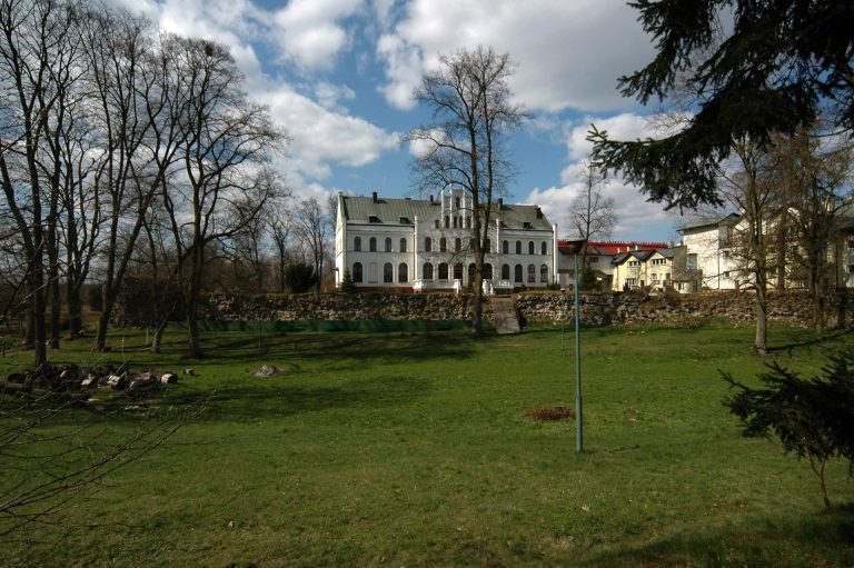 Czarne Castle: A Teutonic Order Fortress in Poland