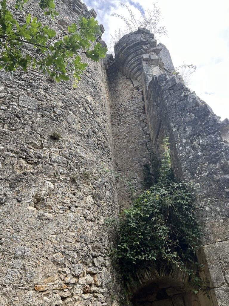 Château de Bruzac: Twin Fortified Castles in France 2 Château de Bruzac