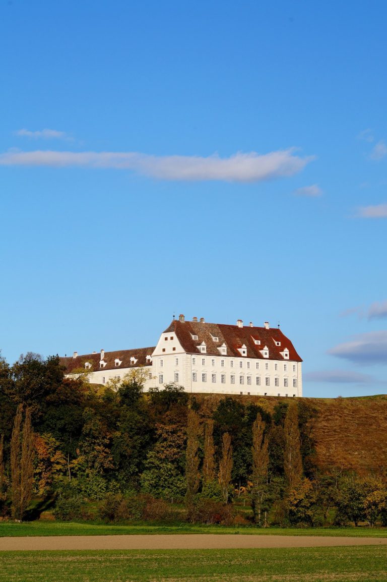 Schloss Juliusburg: Renaissance Castle and Baroque Residence in Austria