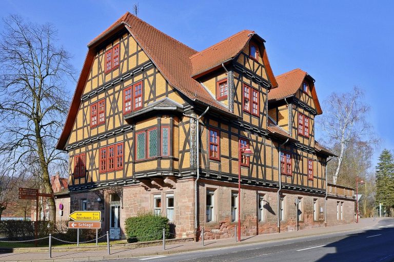 Keudellsches Castle: A Former Noble Estate and School in Wanfried, Germany