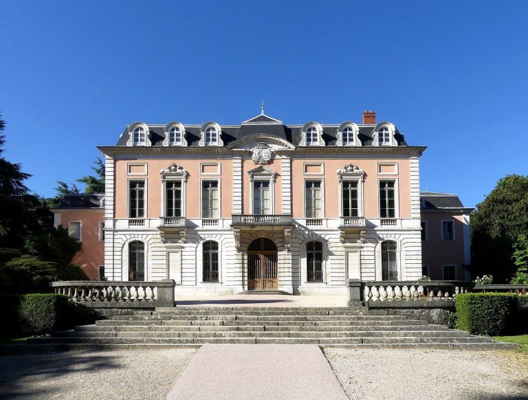 Château de Buisson-Rond: A Historic Residence and Civic Building in Chambéry