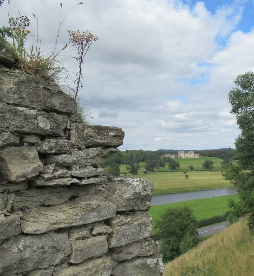 Roxburgh Castle: A Medieval Royal Fortress in Scotland 2 Roxburgh Castle
