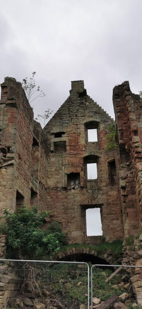 Gilbertfield Castle: A Scottish L-Plan Tower House 2 Gilbertfield Castle