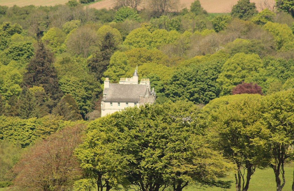 Killochan Castle: A Sixteenth-Century Scottish Tower House 2 Killochan Castle