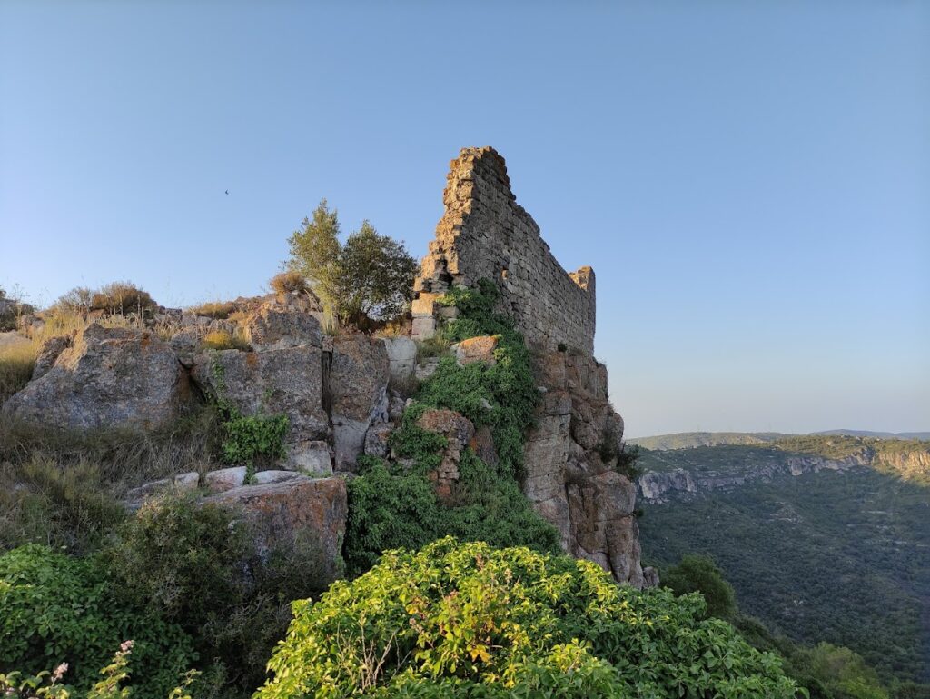 Castell de Selmella: A Romanesque Medieval Fortification in Spain 2 Castell de Selmella