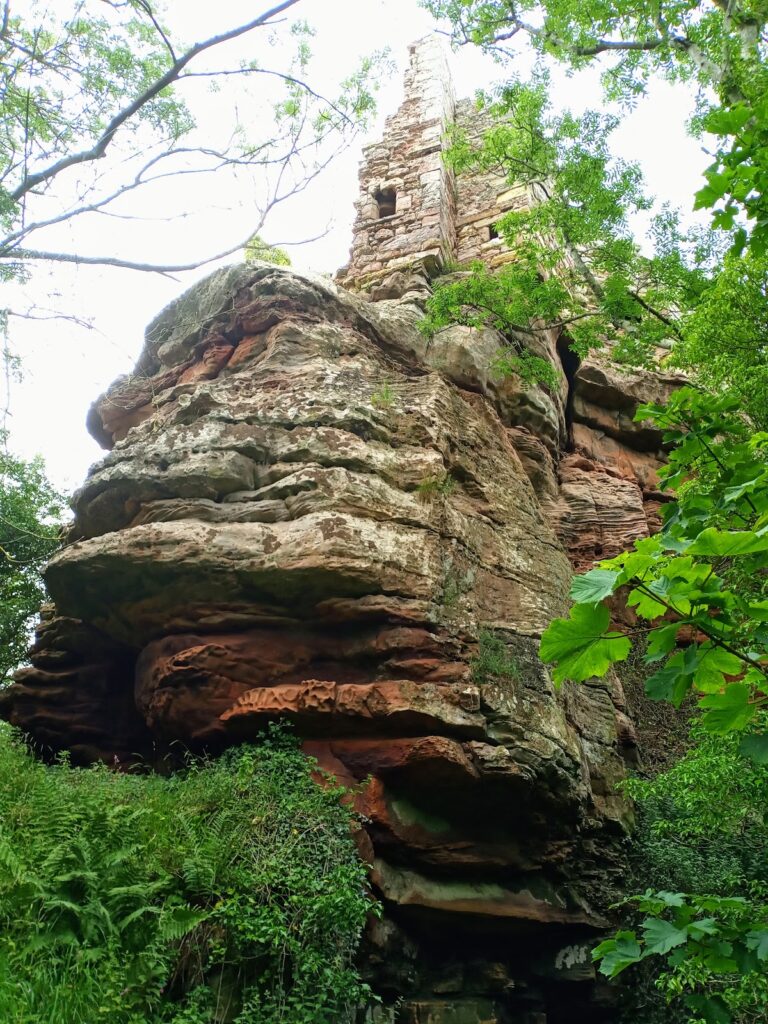 Innerwick Castle: A Scottish Spur Castle and Noble Stronghold 4 Innerwick Castle