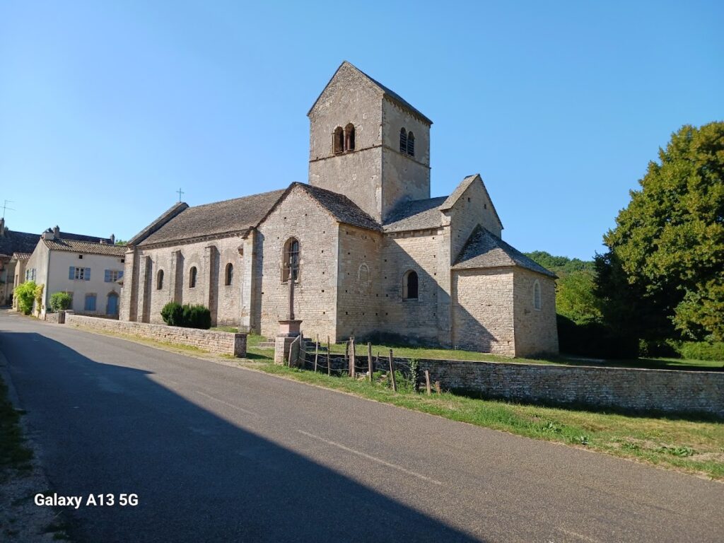 Château d'Ozenay: A Historic French Château in Ozenay 7 Château d'Ozenay