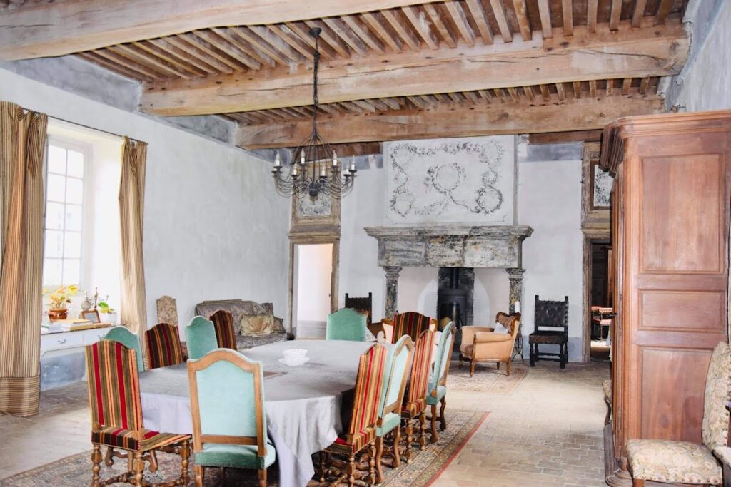 Château d'Ozenay: A Historic French Château in Ozenay 8 Château d'Ozenay